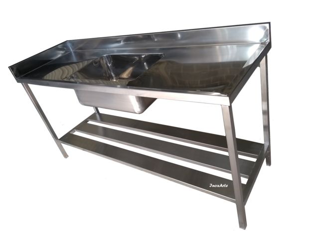 Planeje sua pia com pés em inox personalizada na Inox Arte